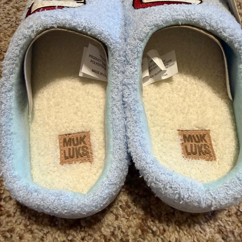 Muk Luks Christmas Light Blue Slippers Womens M 7-8 NWT - Picture 2 of 6